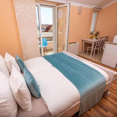 Apartmani Dubrava Podstrana Exterior foto