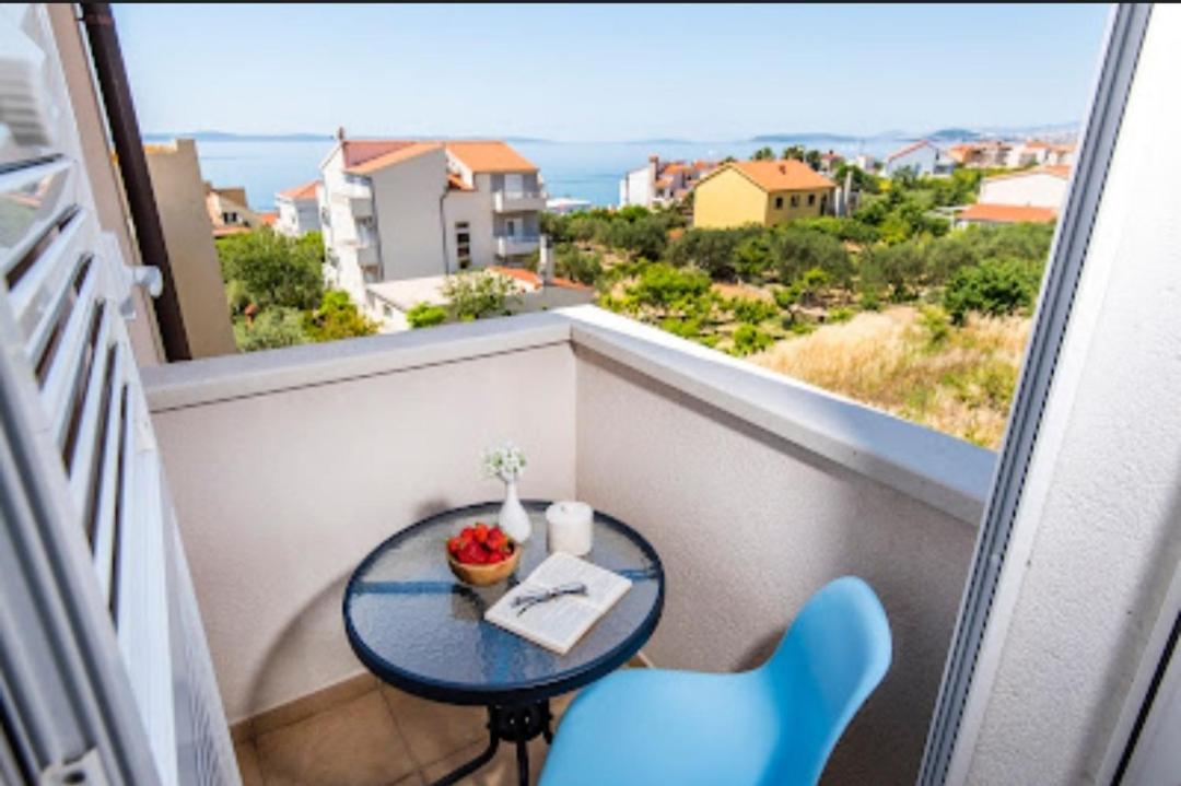 Apartmani Dubrava Podstrana Exterior foto