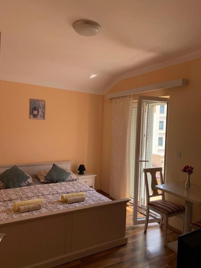 Apartmani Dubrava Podstrana Exterior foto